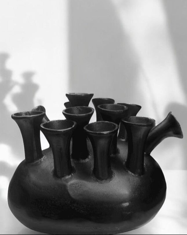 Toetervaas zwart L | 35 cm